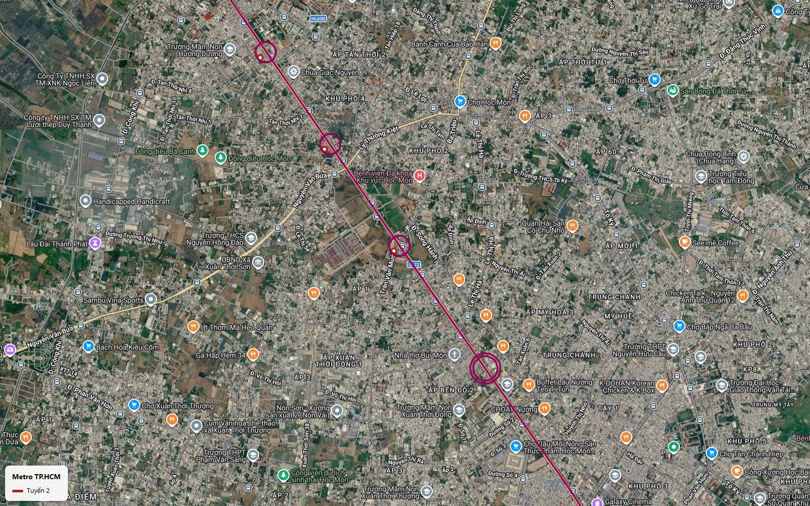 Tuyến metro số 2 TP.HCM đi qua trung tâm Hóc Môn, ngang chợ Hóc Môn, Bệnh viện Đa khoa Khu vực Hóc Môn và nhà thờ Bùi Môn