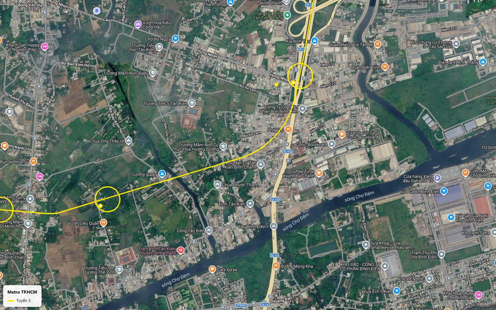 Hành trình ảnh vệ tinh tuyến metro số 3 TP.HCM nhìn xuống ga Hưng Nhơn nơi vượt Quốc lộ 1A, gần chợ đầu mối Bình Điền