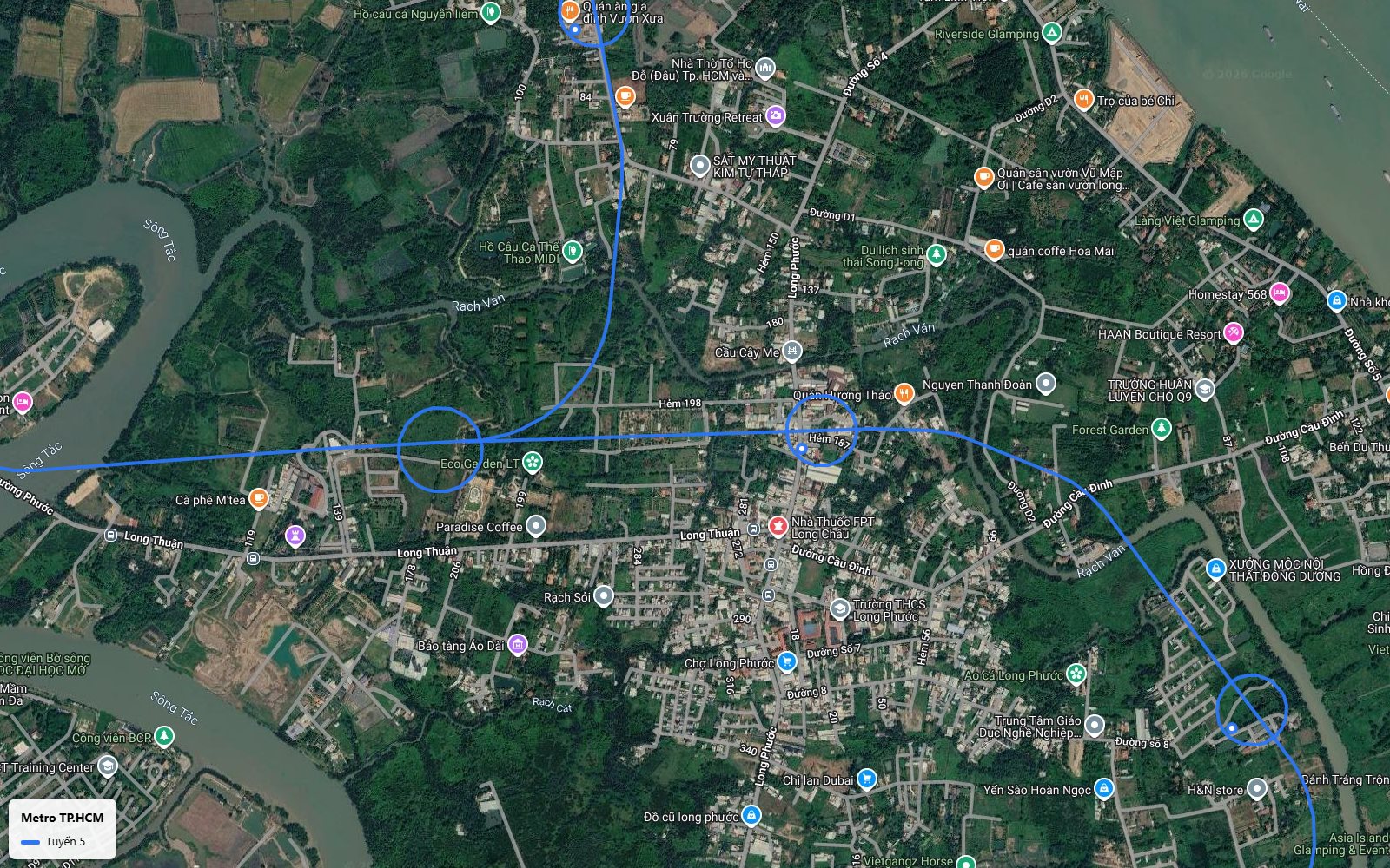 Nhìn từ trên tàu tuyến metro số 5 tại trung tâm Long Phước, trục Đông Tây gặp nhánh Bắc Nam