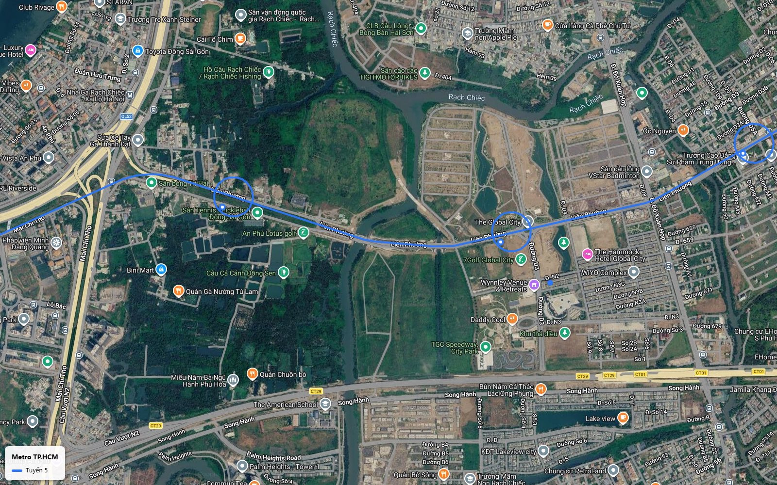 Nhìn từ trên tàu tuyến metro số 5 đi giữa The Global City và khu quy hoạch sân vận động quốc gia Rạch Chiếc